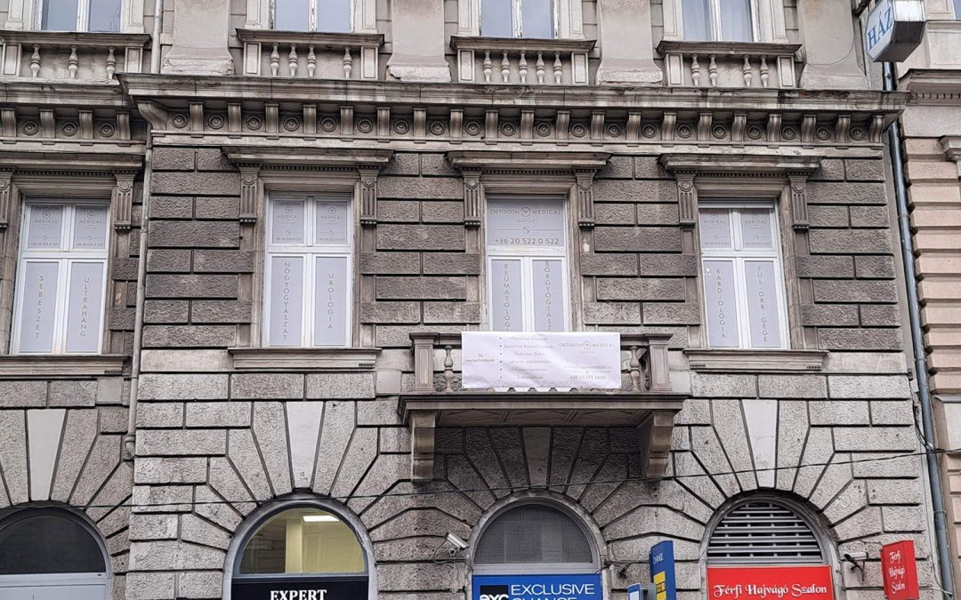 Látni és látszani egyszerre?