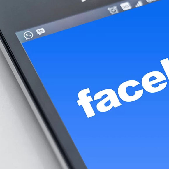 facebook-negyzet